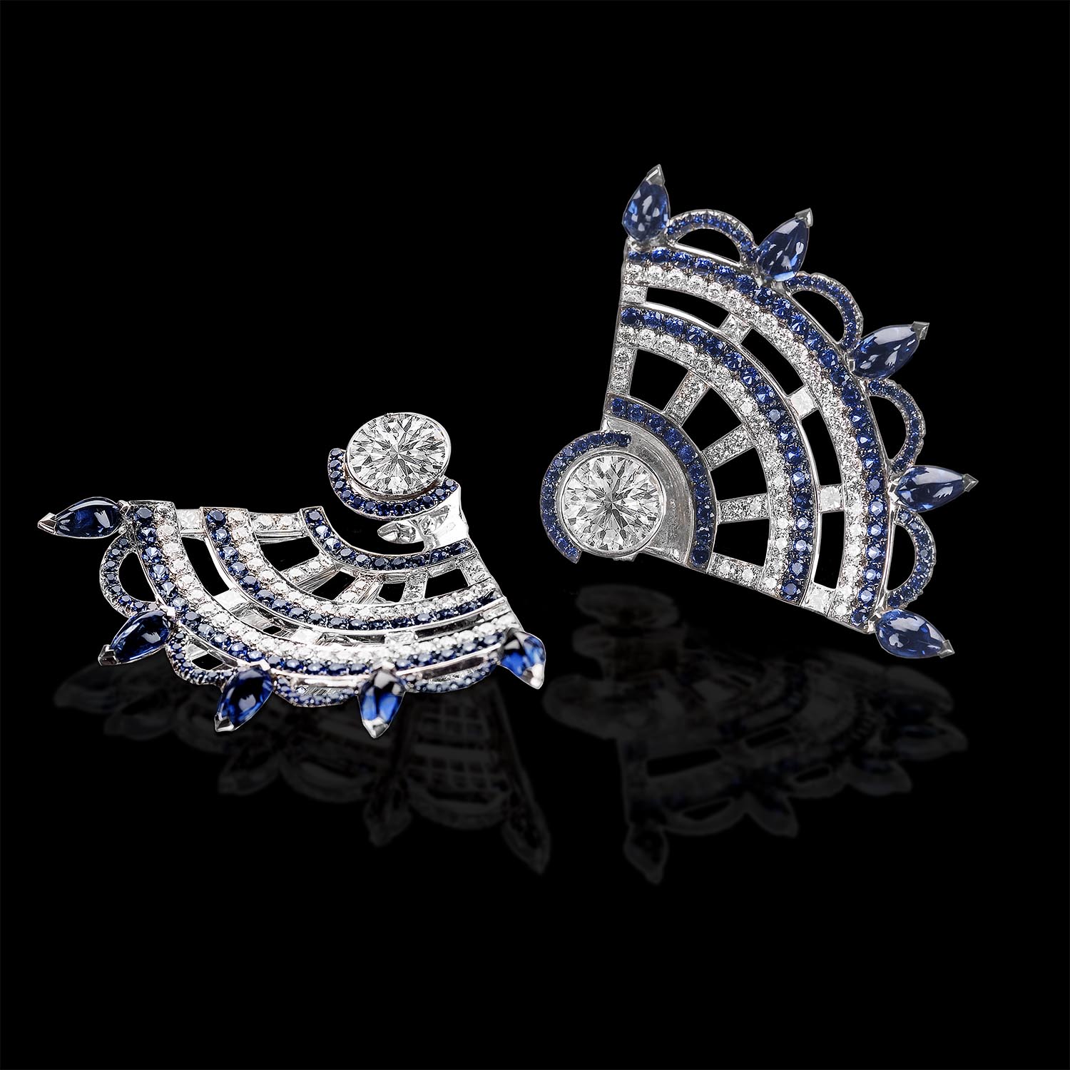18ct White Gold Blue Carmen Round