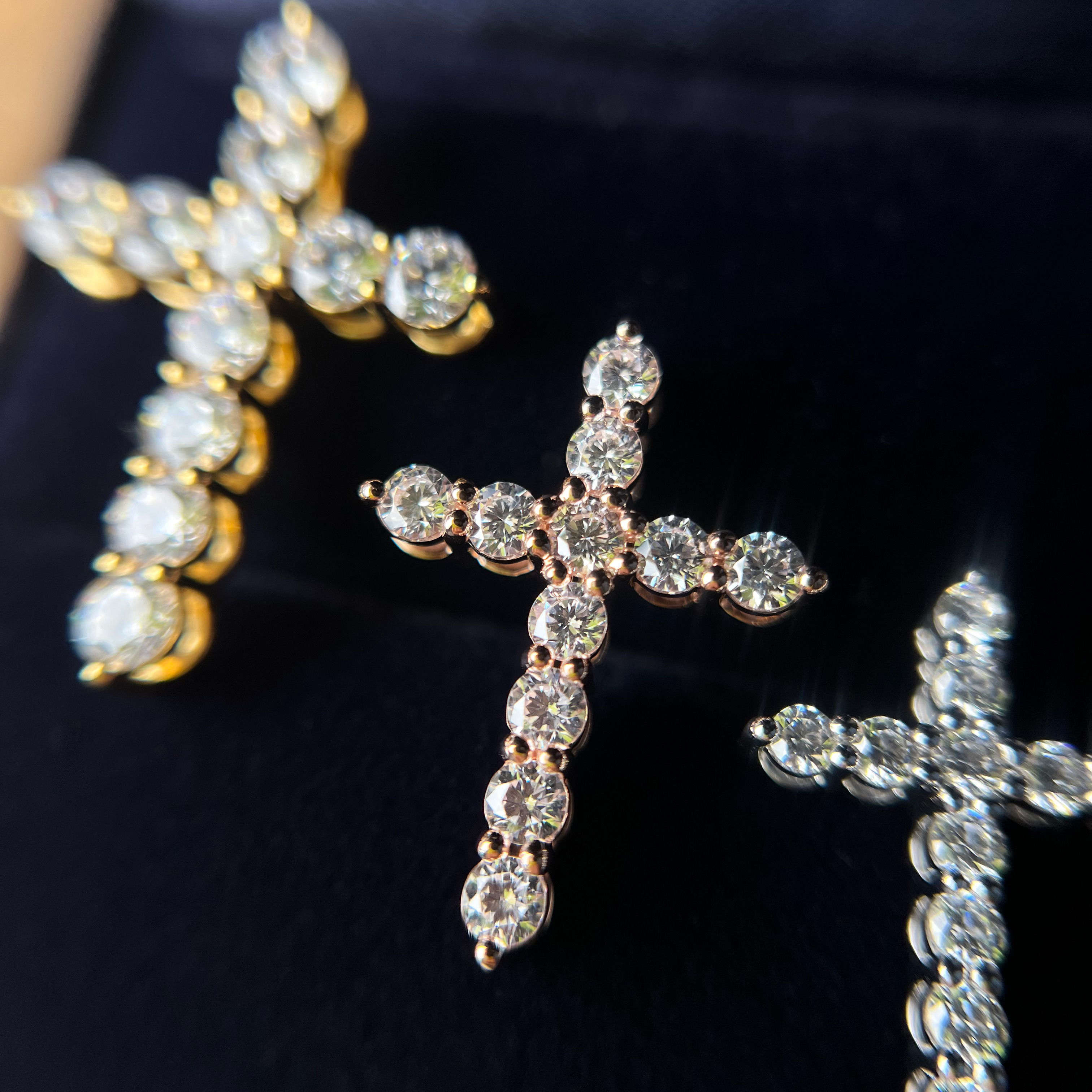 The Moon Ocean Pendant in 18ct Rose Gold with Round Centre Stone Alternate shot 6