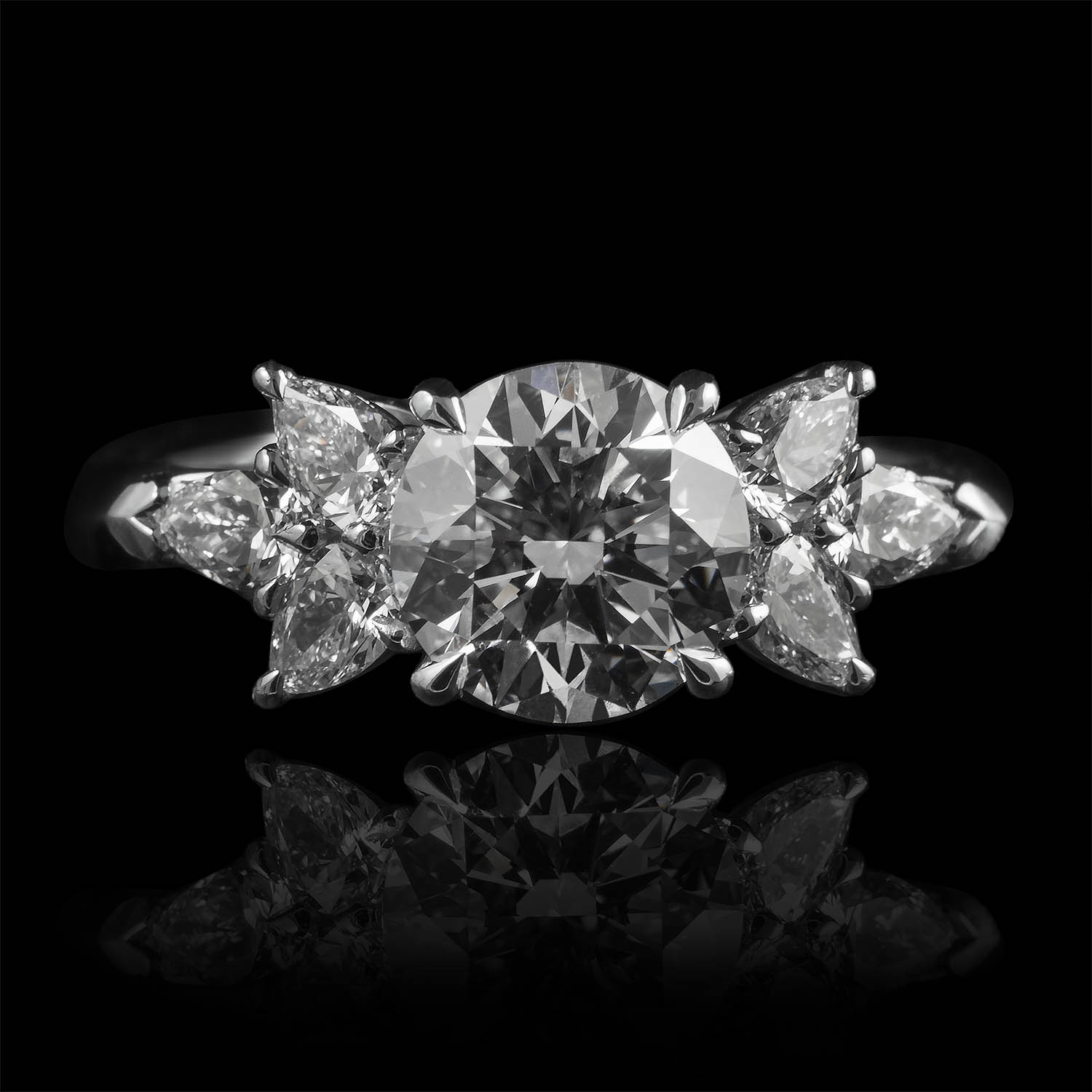 Platinum Furtune pedestal Round
