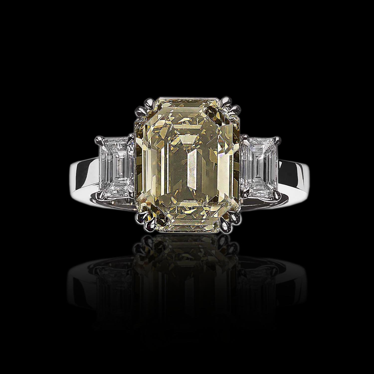 Platinum Trust in Beaty Emerald