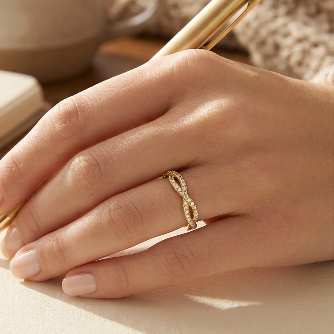 Etheral Wedding Ring in 18ct Yellow Gold Alternate shot 5